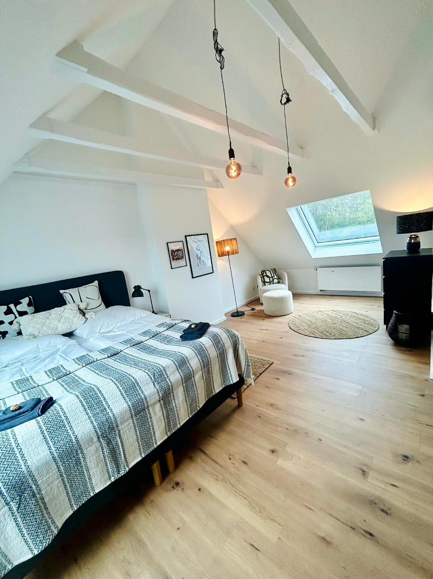 Feelslikehome - Reihenhaus Zwischen Hamburg Und Heide Mit Garten&Garage ノイ・ヴルムシュトルフ エクステリア 写真